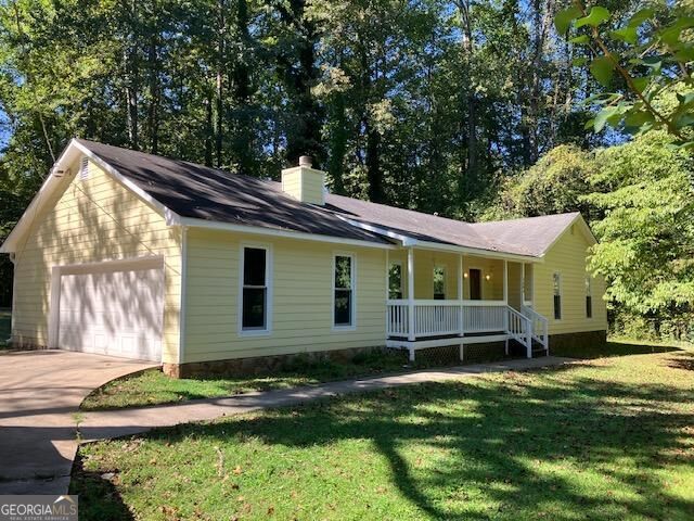 Photo of 1604 Oakview Dr, Griffin, GA 30223 (MLS # 10874298)