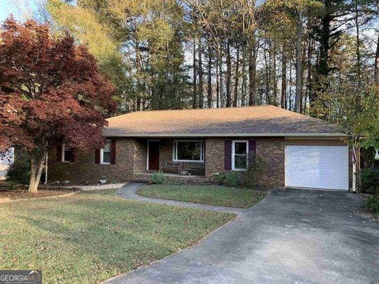 Photo of 146 Sweetgum Road, Peachtree City, GA 30269 (MLS # 10850421)