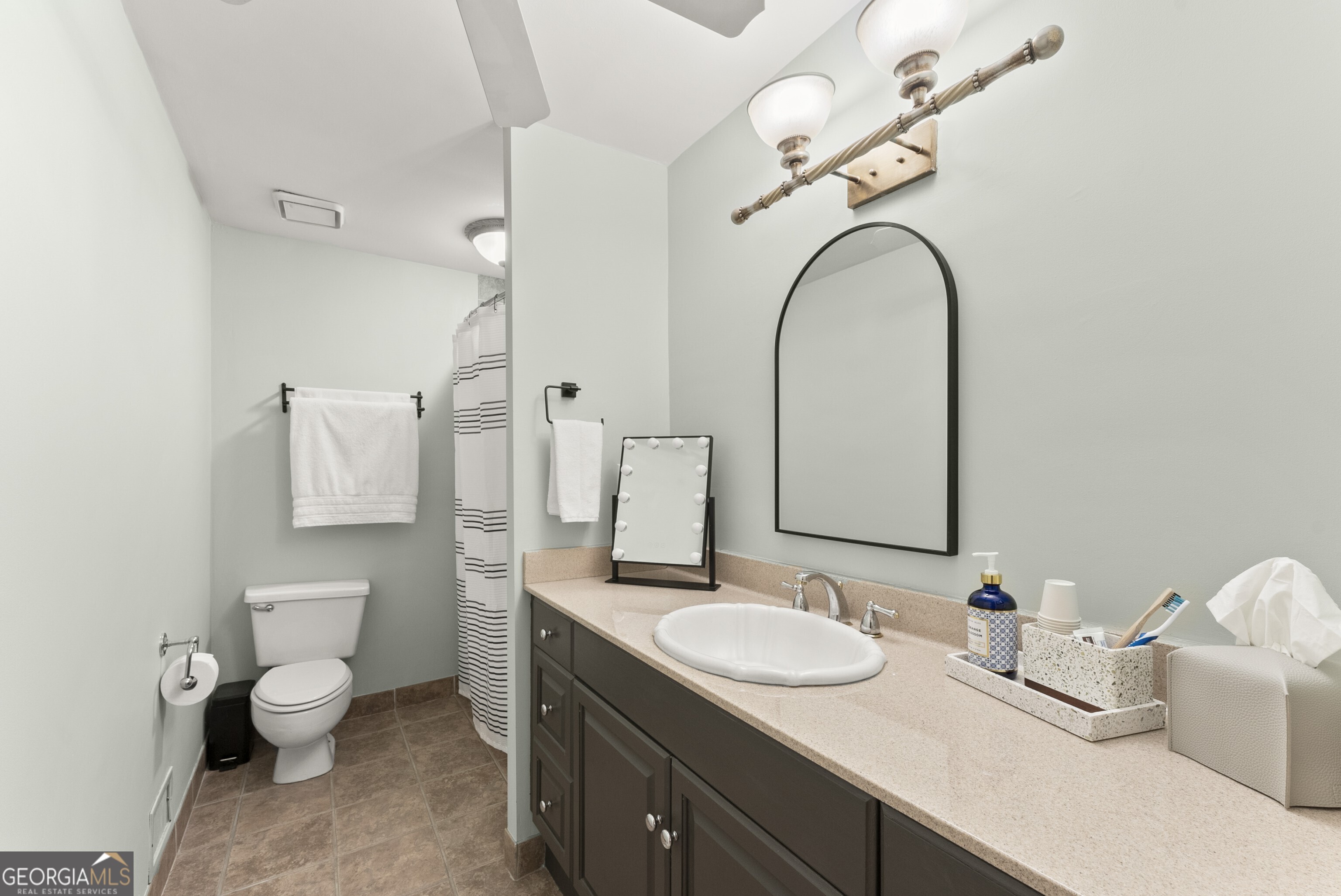 The Accolades - Residential