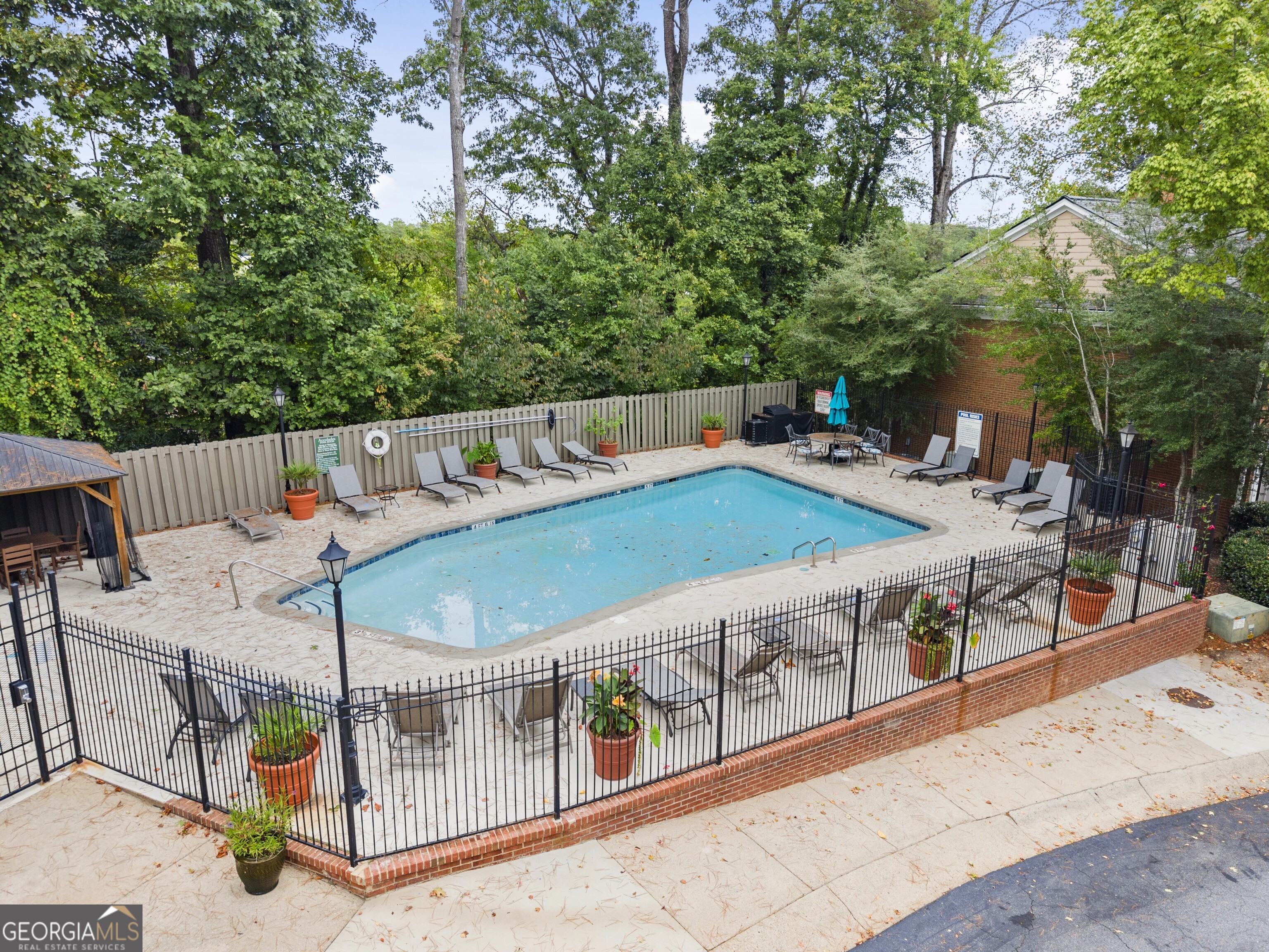 The Accolades - Residential