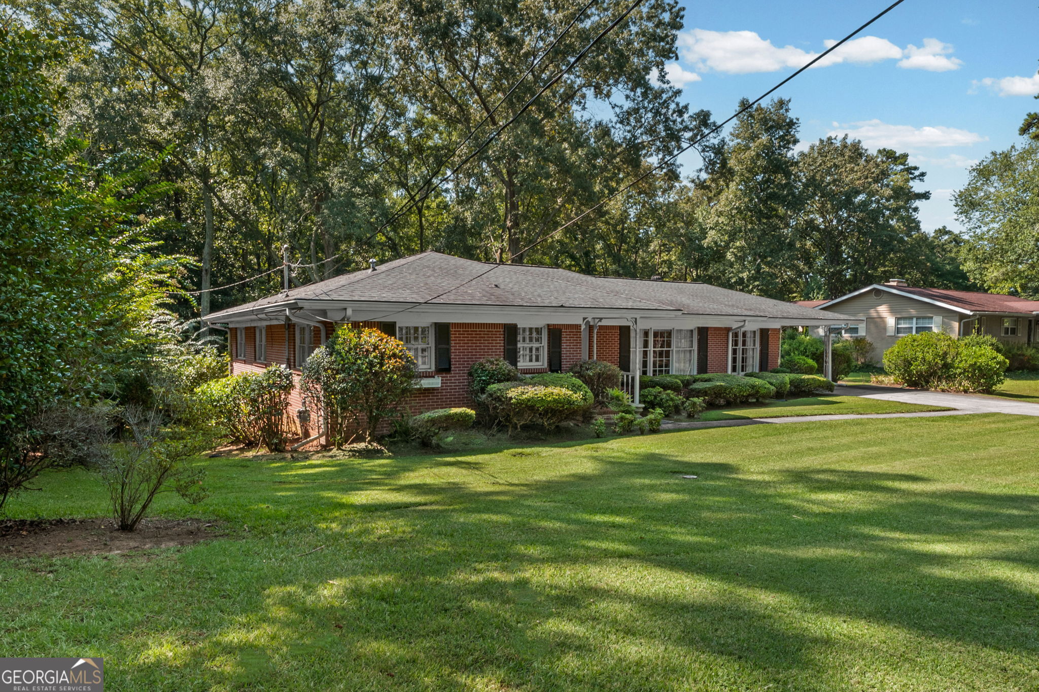 22 Winfield DR