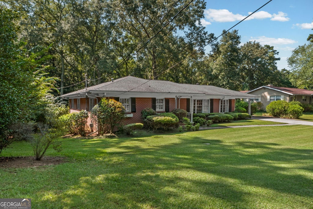 Photo of 22 Winfield Drive, Newnan, GA 30263 (MLS # 10850938)