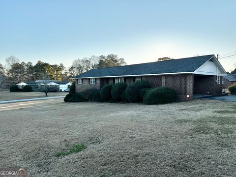 A home in Thomaston