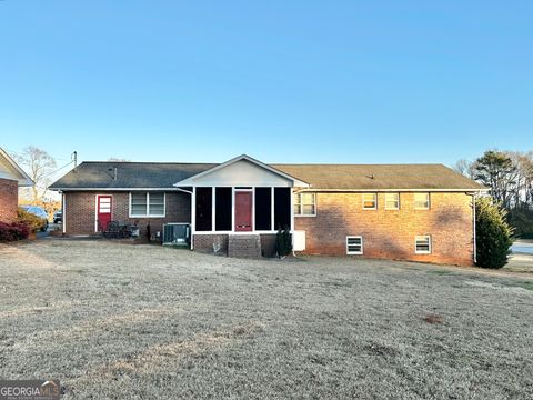 A home in Thomaston