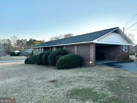 A home in Thomaston