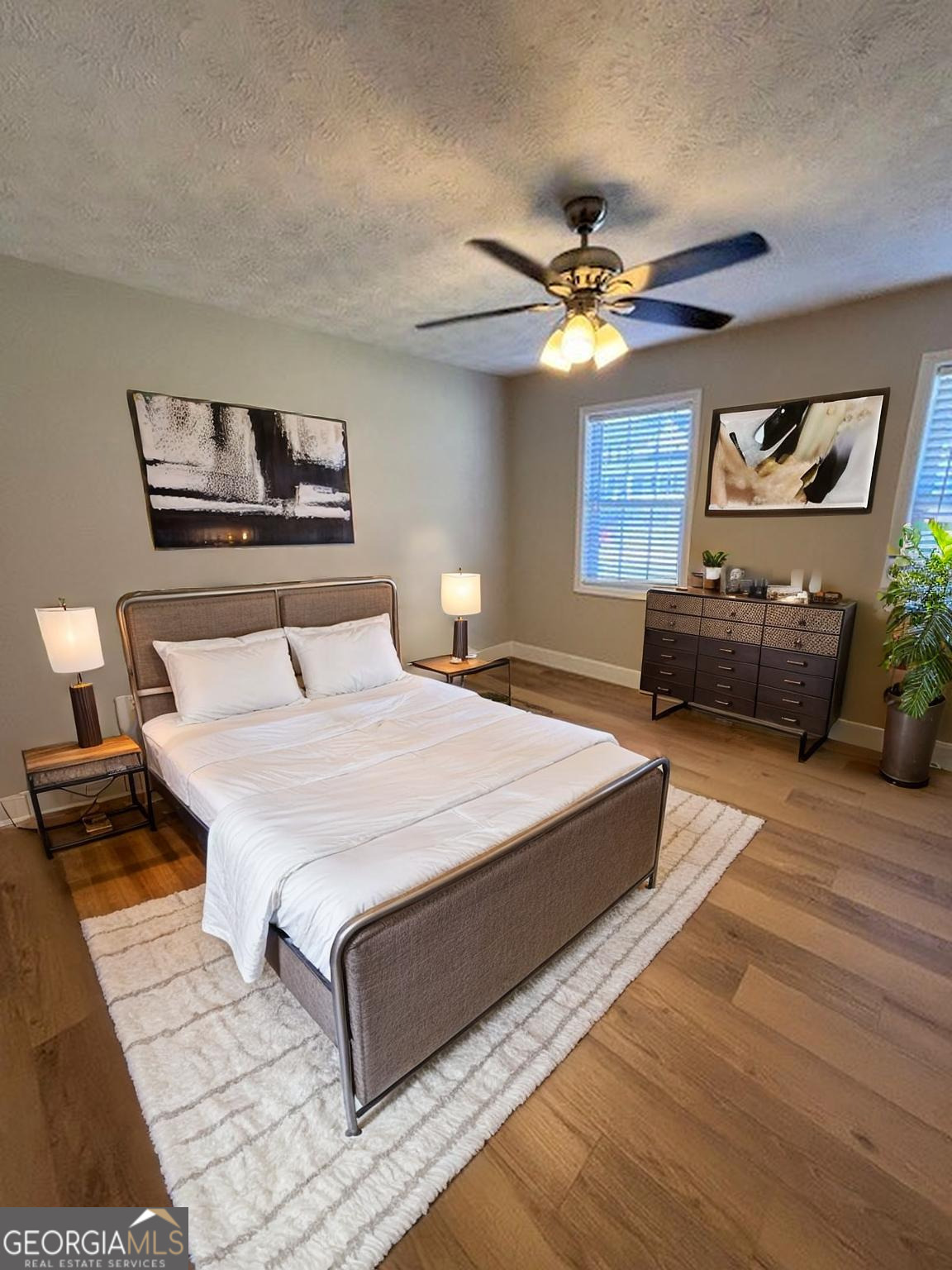 Eagle Glen - Residential