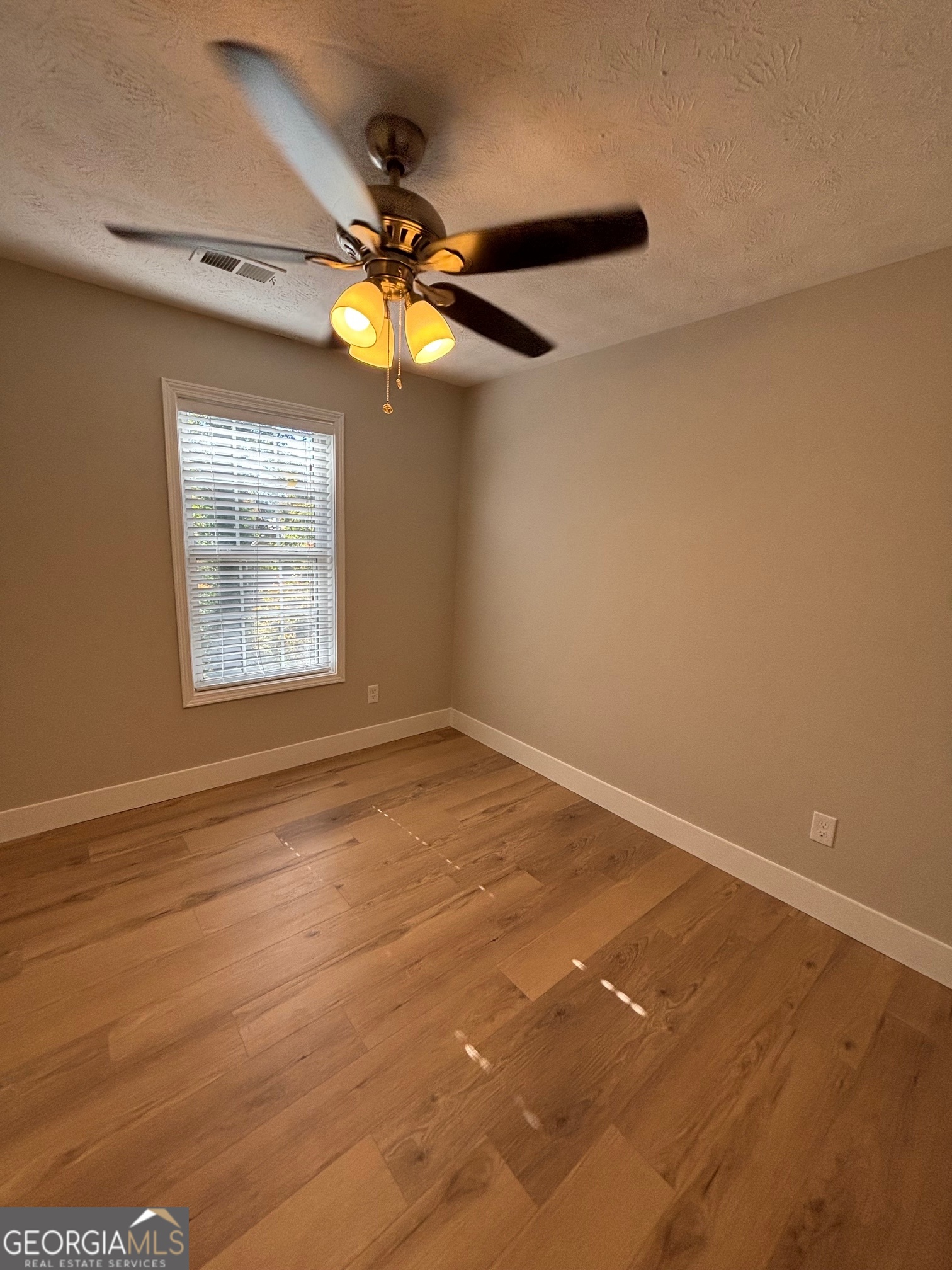 Eagle Glen - Residential