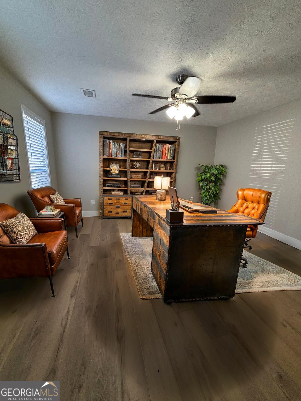 Eagle Glen - Residential