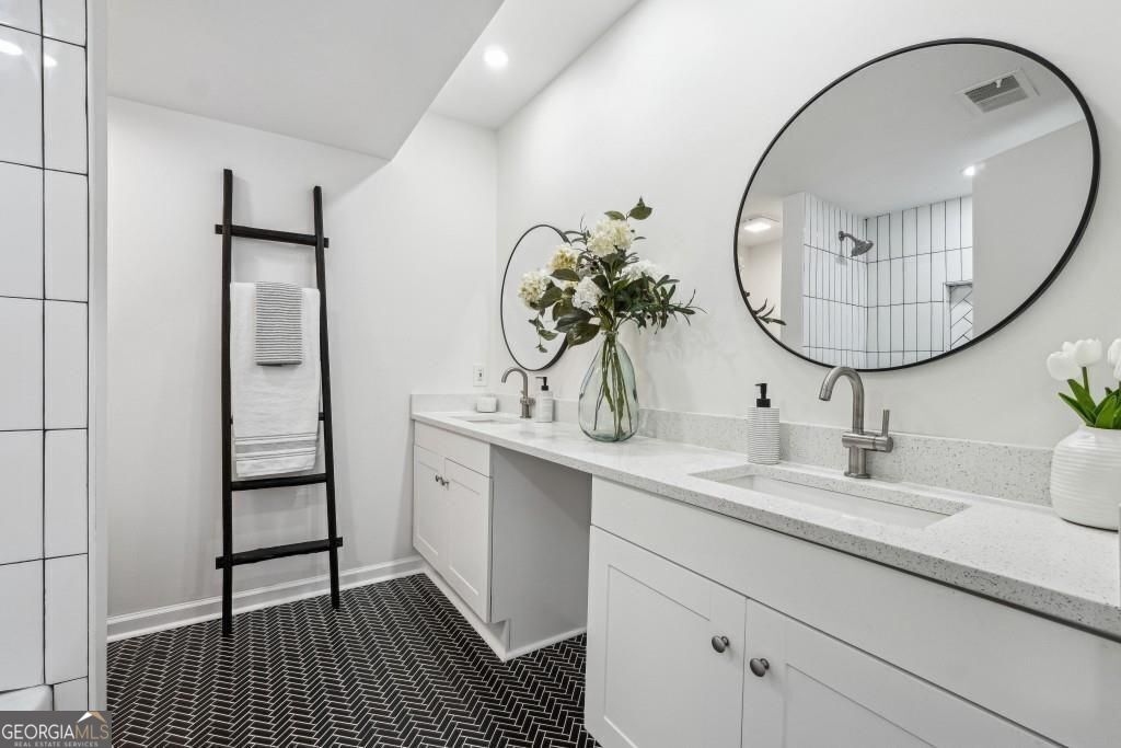 Foxcroft - Residential