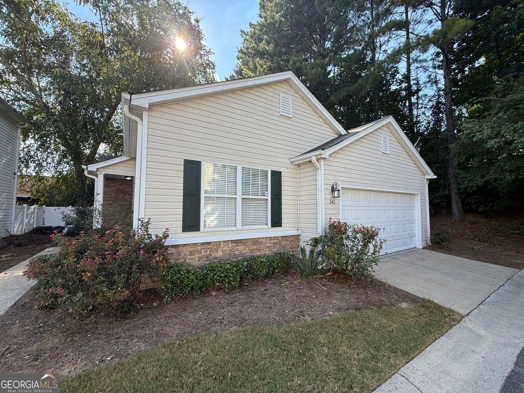 Photo of 345 Windcroft Circle NW, Acworth, GA 30101 (MLS # 10850681)