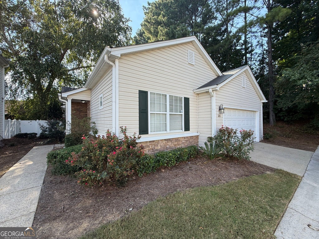 Photo of 345 Windcroft Circle NW, Acworth, GA 30101 (MLS # 10850681)