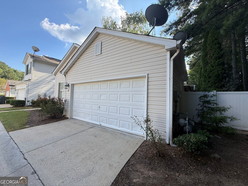 Photo of 345 Windcroft Circle NW, Acworth, GA 30101 (MLS # 10850681)