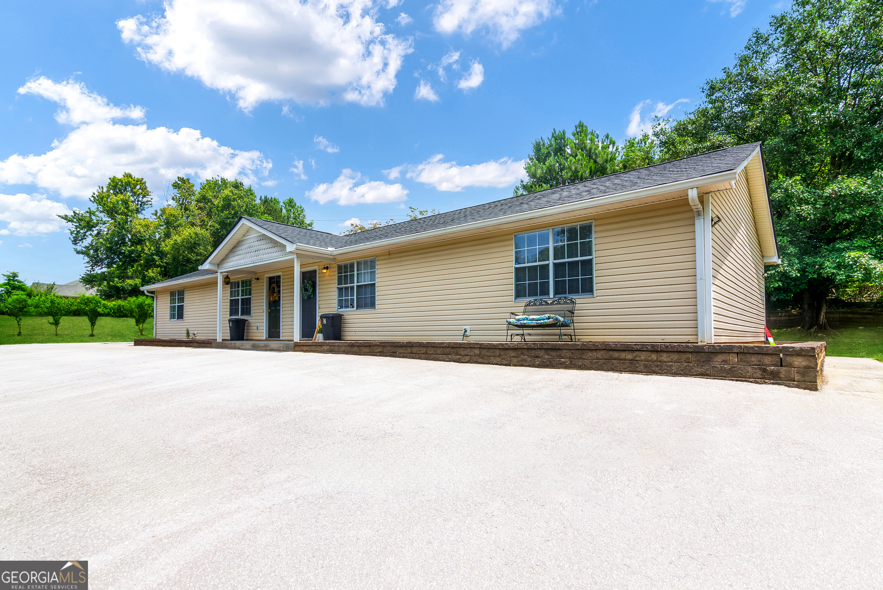 331 Dogwood RD