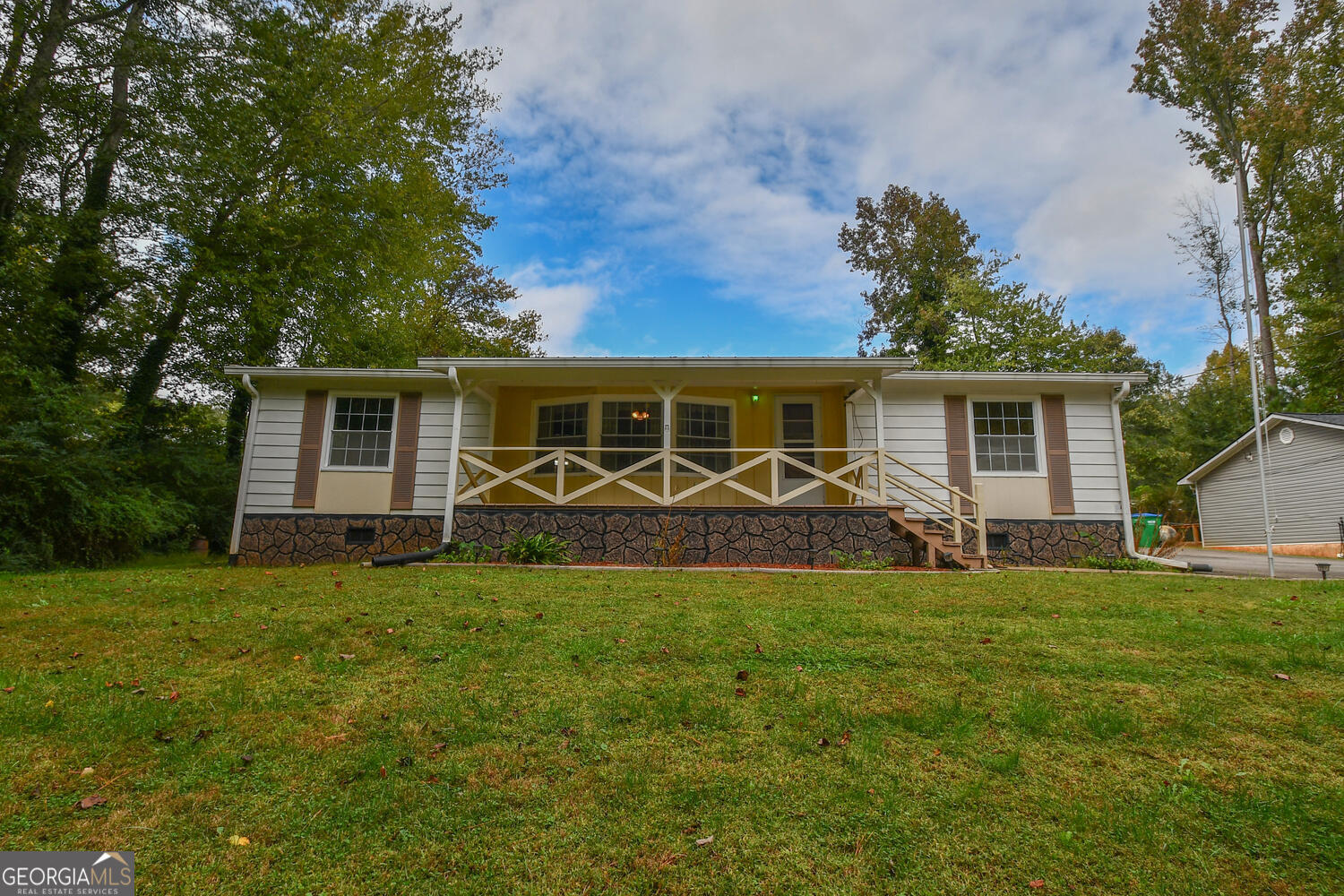 450 Griffith AVE