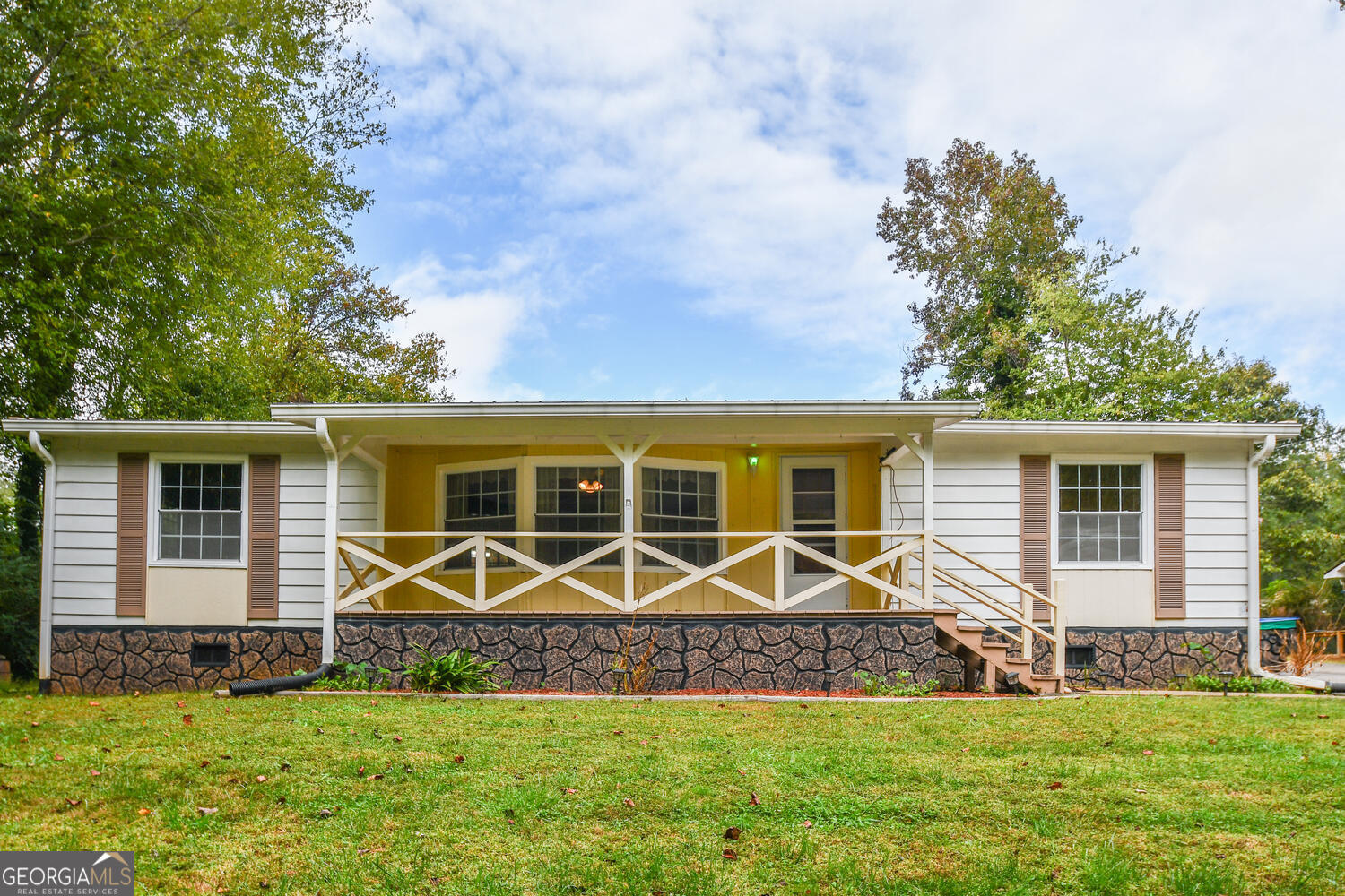 450 Griffith AVE