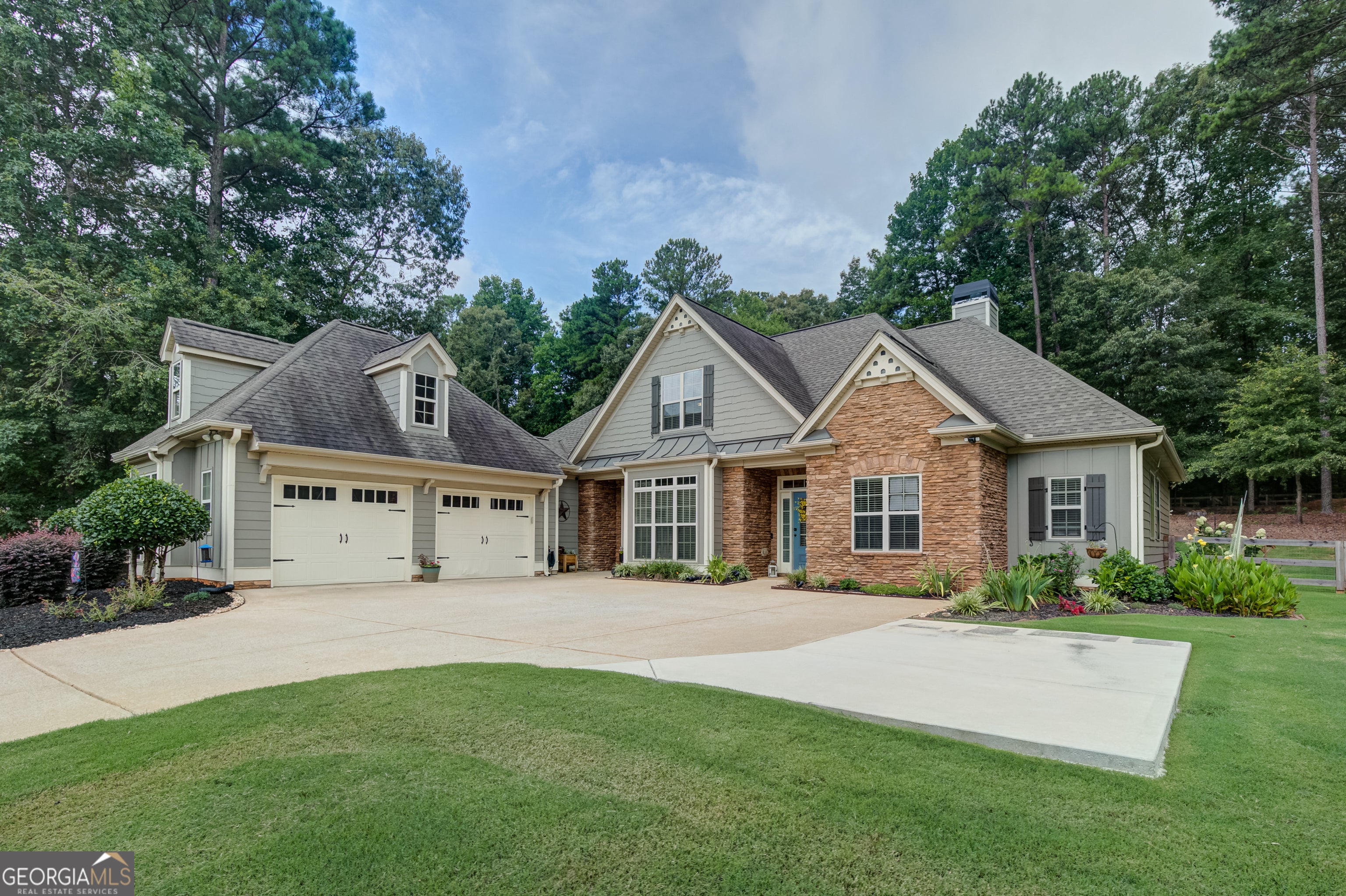 75 Drews Ridge DR