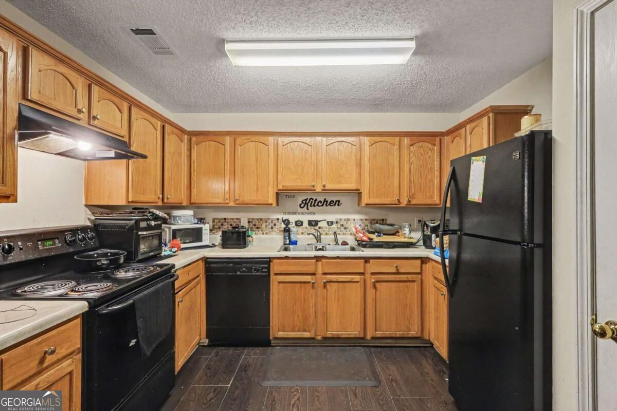 1275 Maple Valley CT