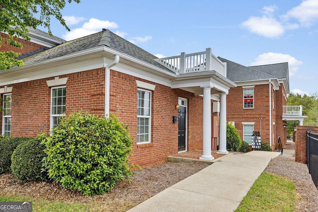 Photo of 3440 Blue Springs Road NW #102, Kennesaw, GA 30144 (MLS # 10729383)