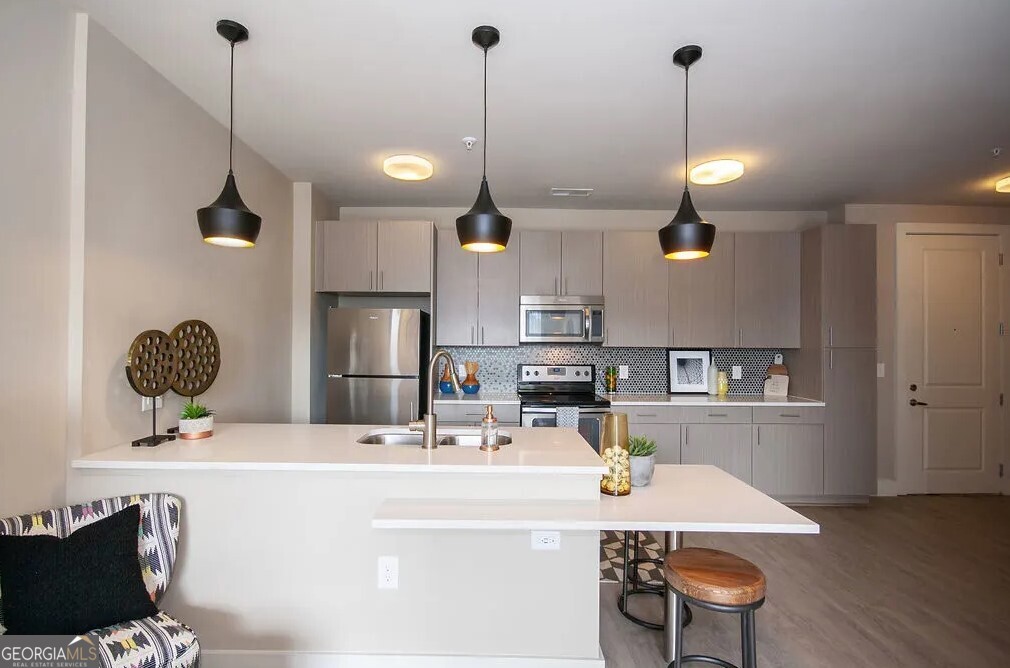 245 E Trinity PL 1243