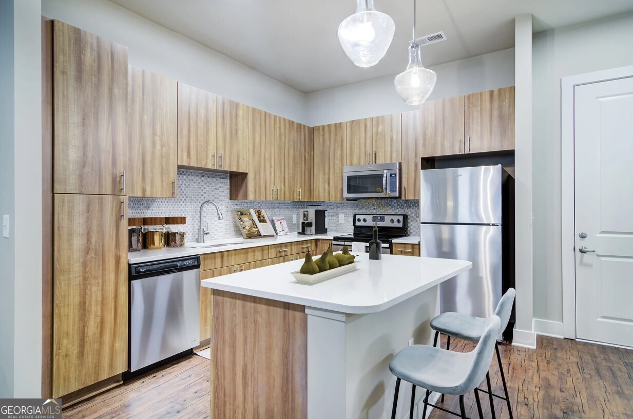 245 E Trinity PL 1243