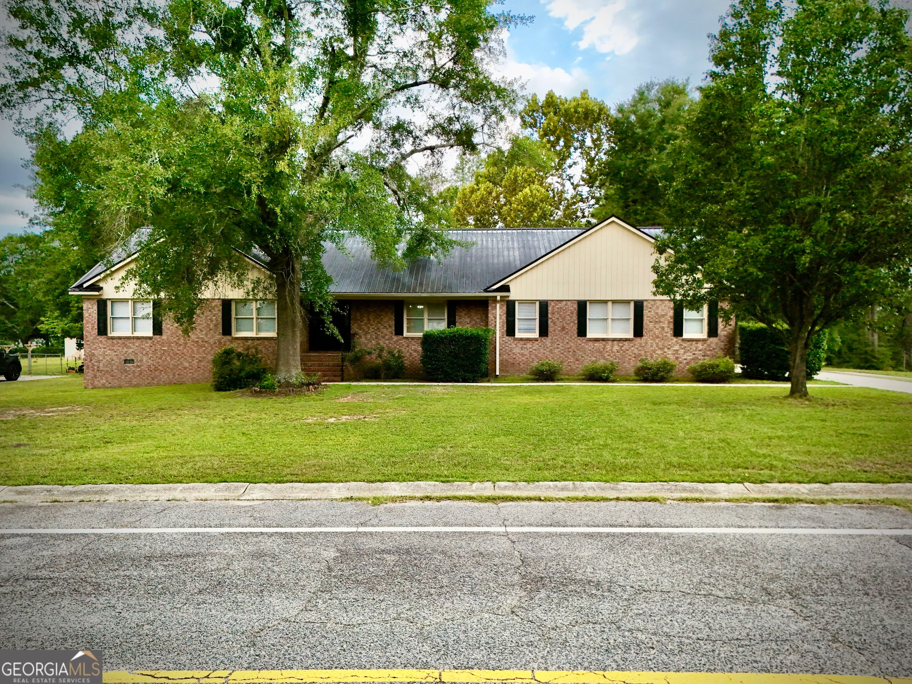 113 Bobwhite Drive, Dublin, GA, 31021