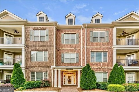 Photo of 7265 Glisten Avenue #122, Atlanta, GA 30328 (MLS # 10764079)
