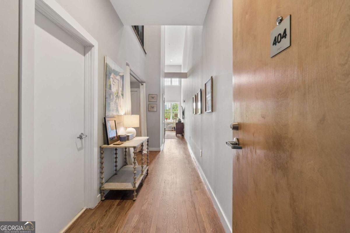 680 Greenwood AVE NE 404