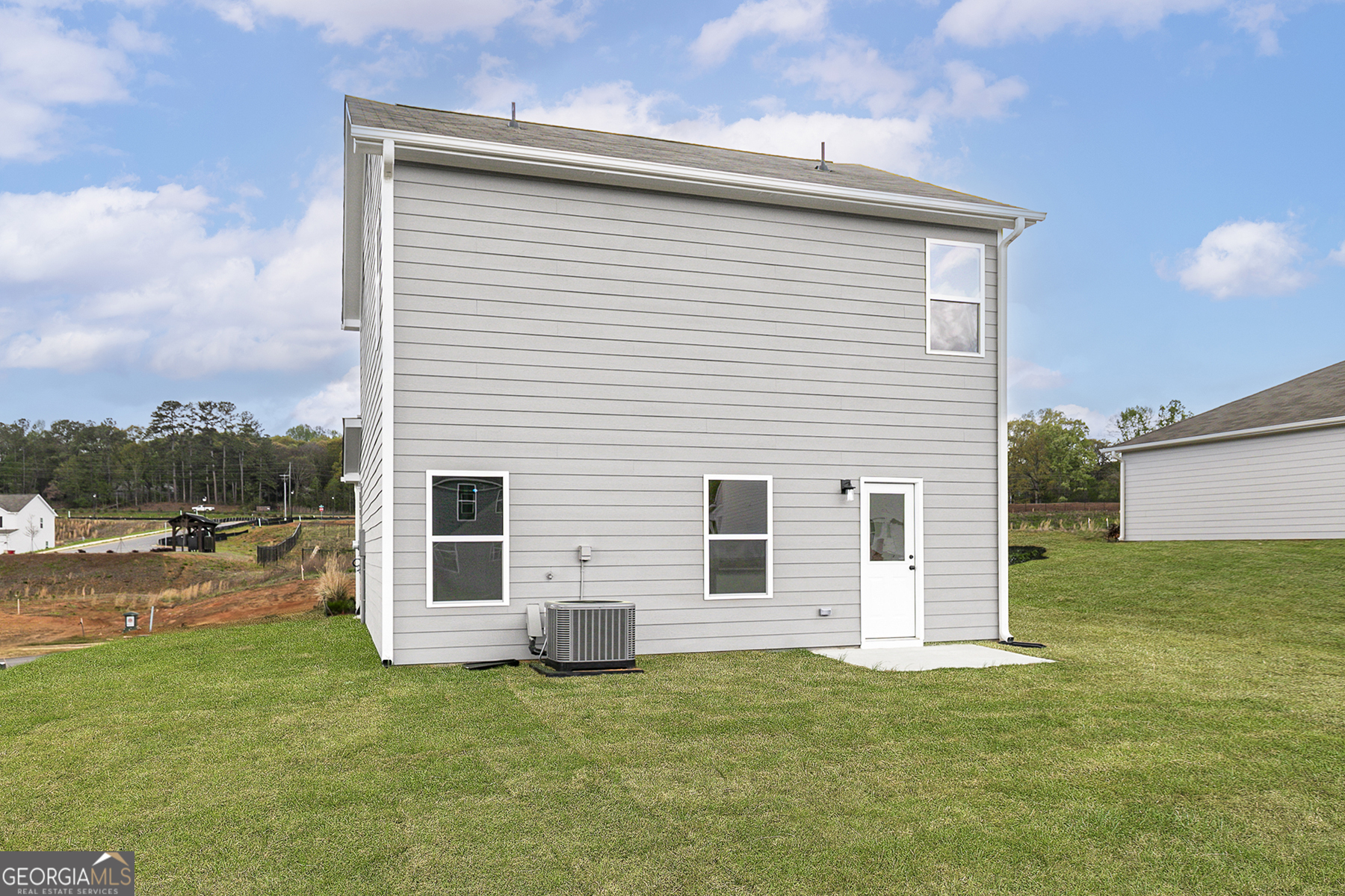 320 Egret Court