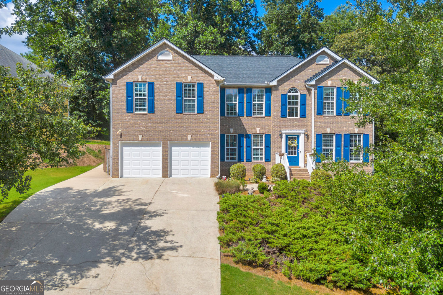 Welcome to your next home in charming Flowery Branch! This spacious 2-story gem offers room to spread out with a fully finished basement complete with its own full bath and kitchenette-perfect for guests, in-laws, or rental potential. Step inside to find fresh, newer flooring throughout and a beautifully updated kitchen featuring sleek new Corian countertops. The layout flows effortlessly, offering comfort and function on every level. Upstairs, enjoy 3 private bedrooms with a full bathroom in the hallway and the oversized main suite with dual vanities and separate tub and shower. Downstairs, the fully finished basement adds incredible value with a full bathroom and kitchenette. Whether you're entertaining or working from home, this flexible space has you covered. Outside, enjoy a private backyard with a powered 10x10 shed-perfect for hobbies, storage, or a workshop. A newer roof adds peace of mind, and the curb appeal is undeniable. This home checks all the boxes for comfortable, flexible living in a growing community.