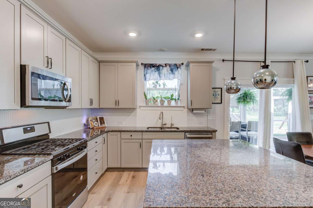 42 Sinclair CIR