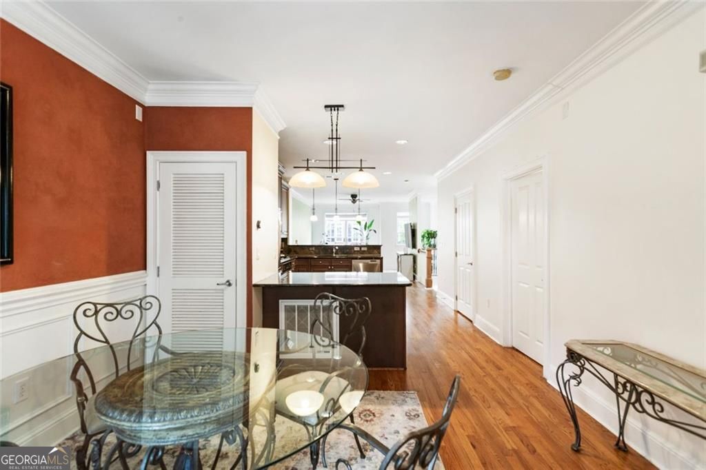 Atlanta, Georgia 30342, United States, 3 Bedrooms Bedrooms, ,3 BathroomsBathrooms,Residential,Active,112337