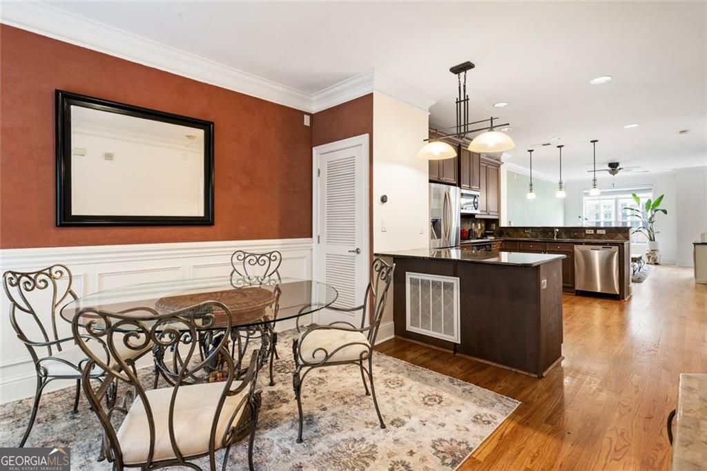 Atlanta, Georgia 30342, United States, 3 Bedrooms Bedrooms, ,3 BathroomsBathrooms,Residential,Active,112337