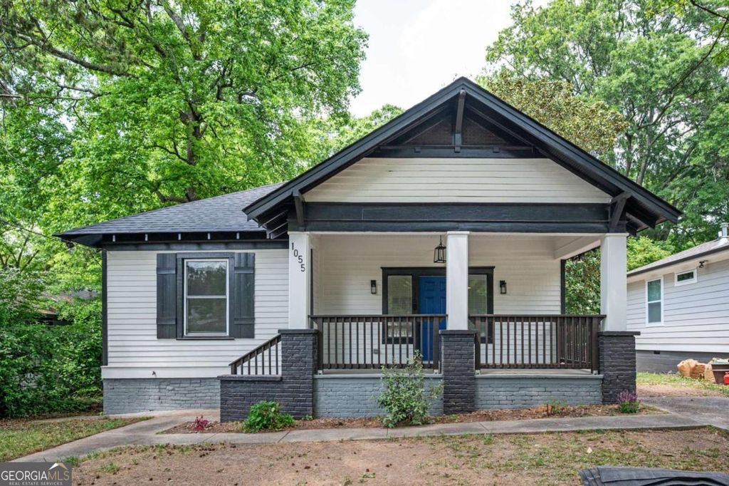 Photo of 1055 Victory Drive SW, Atlanta, GA 30310 (MLS # 10741385)