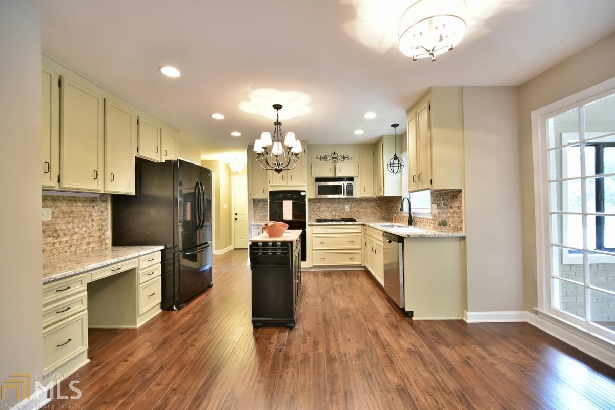 Brookfield Country Club - Residential