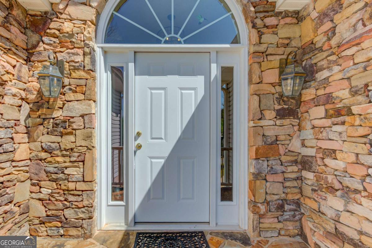 3314 Banks Mountain DR