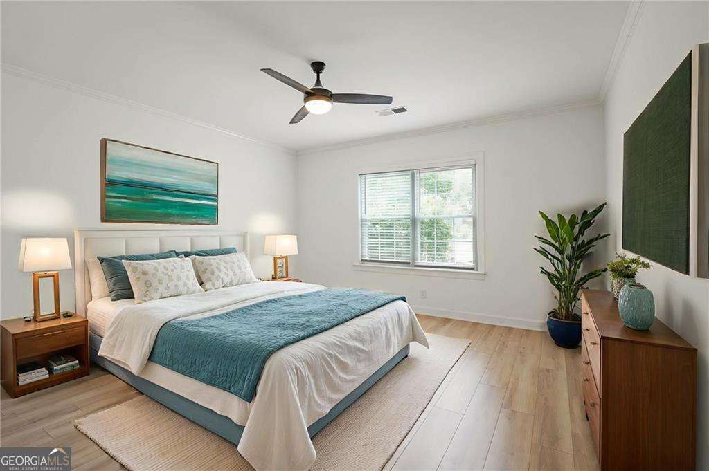 3649 Peachtree RD NE 305
