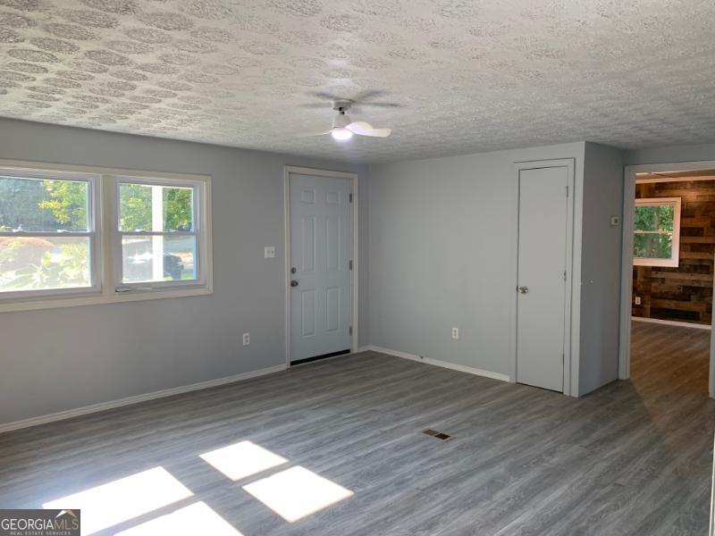 342 Phillips CIR