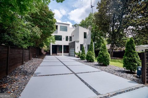 Photo of 1099 VISTA Trail NE, Atlanta, GA 30324 (MLS # 10628530)