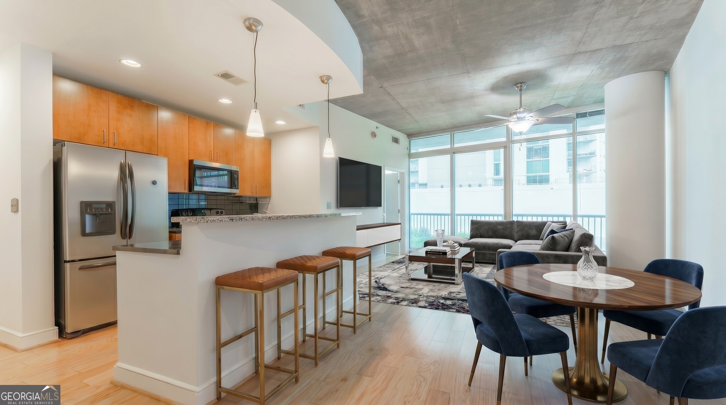 44 Peachtree PL NW 730
