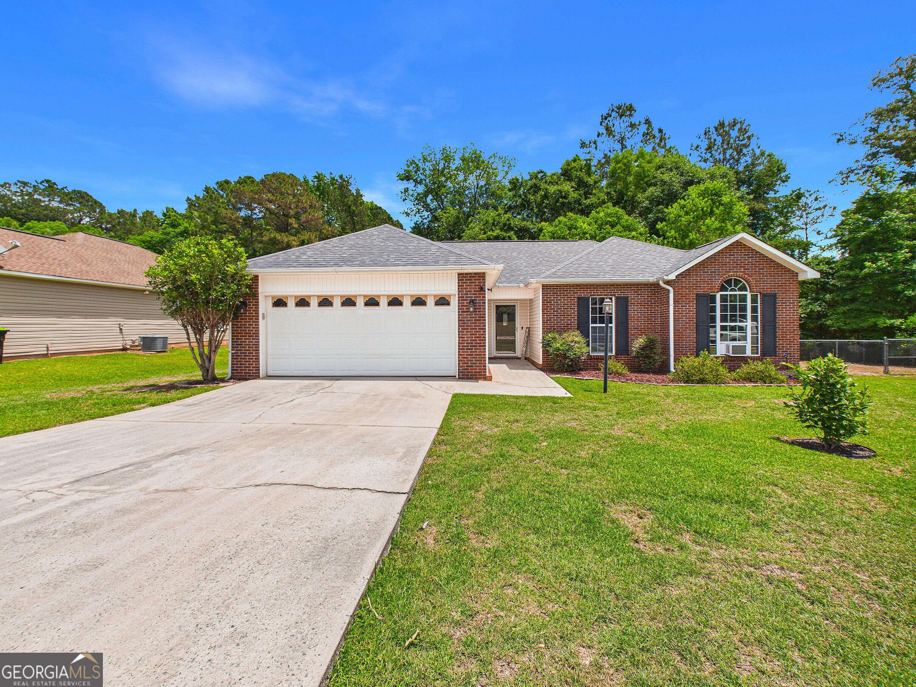 207 Roaring Forks DR