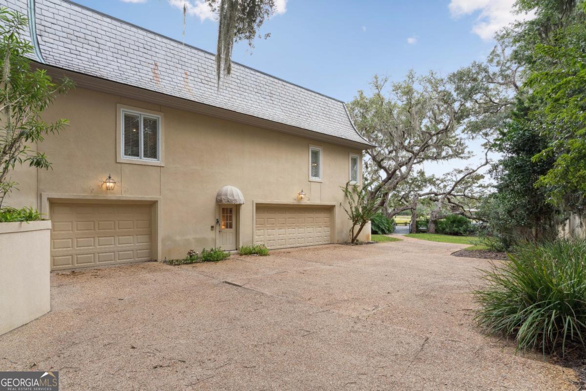 St. Simons, Georgia 31522, United States, 4 Bedrooms Bedrooms, ,5 BathroomsBathrooms,Residential,Active,226284