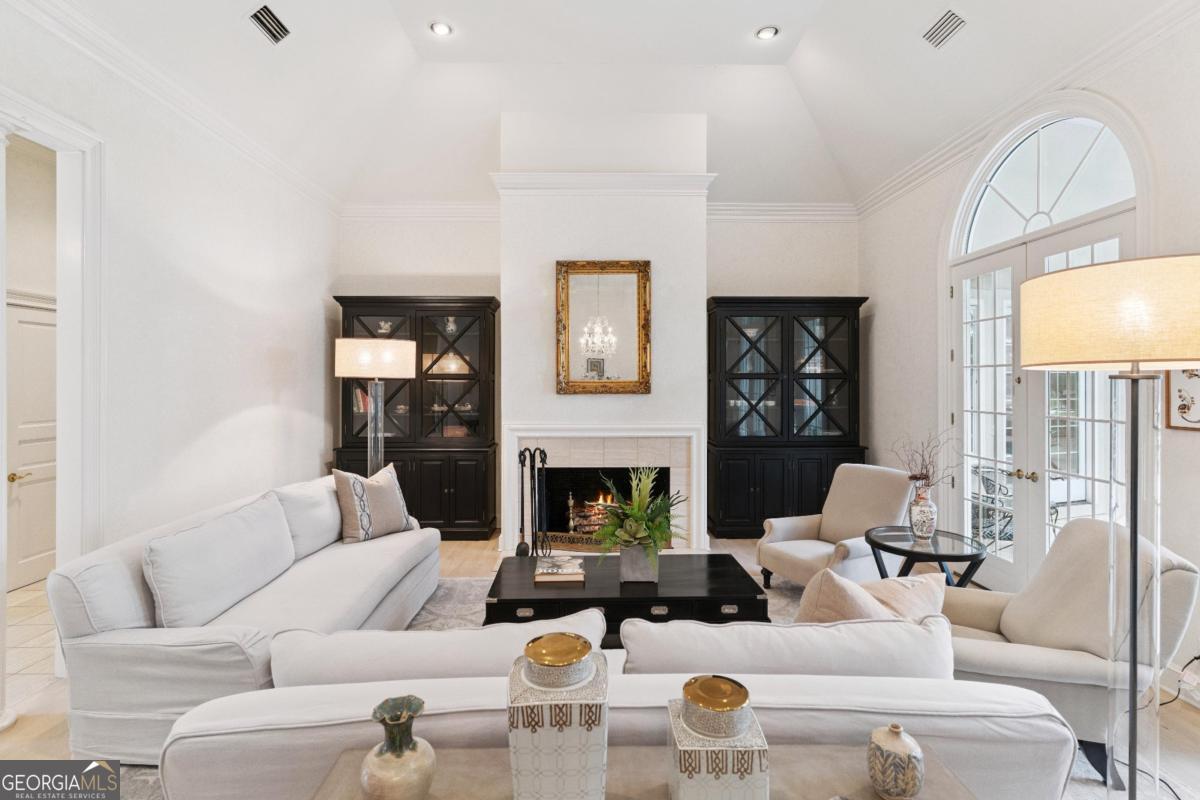 St. Simons, Georgia 31522, United States, 4 Bedrooms Bedrooms, ,5 BathroomsBathrooms,Residential,Active,226284