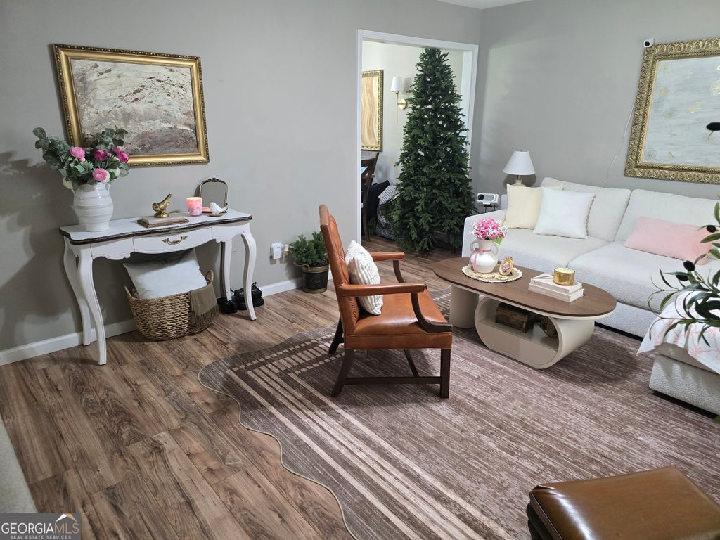 Photo of 10 Silverwood Drive, Newnan, GA 30265 (MLS # 10780561)