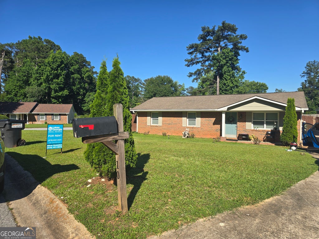 Photo of 10 Silverwood Drive, Newnan, GA 30265 (MLS # 10780561)