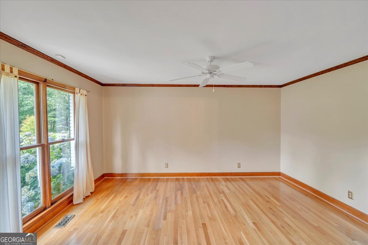 179 Cory DR