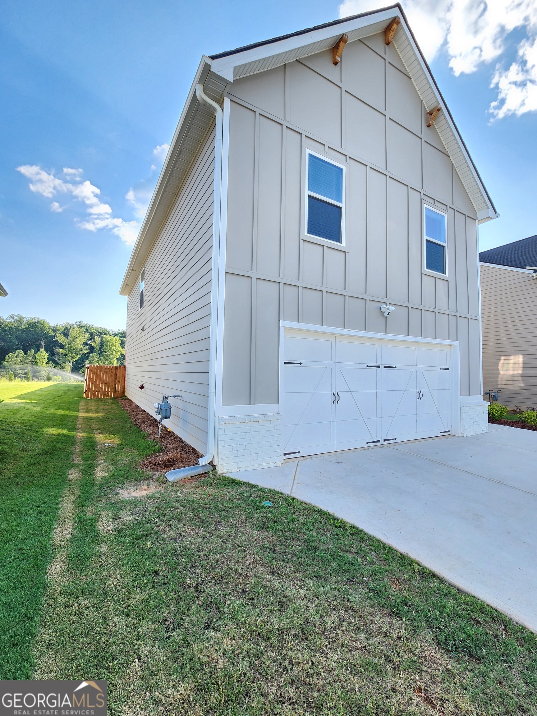 231 River Meadow DR