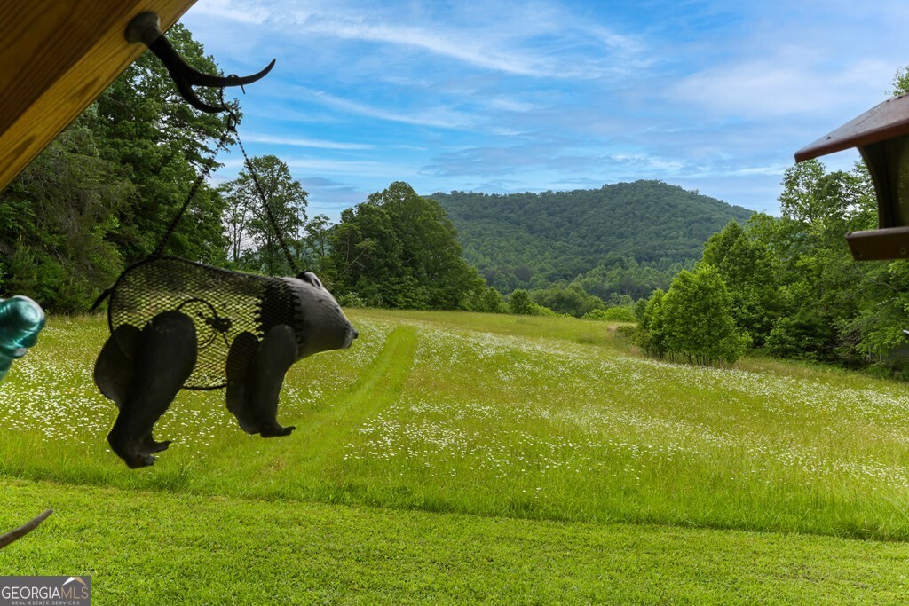 1281 Lawrence Smith RD