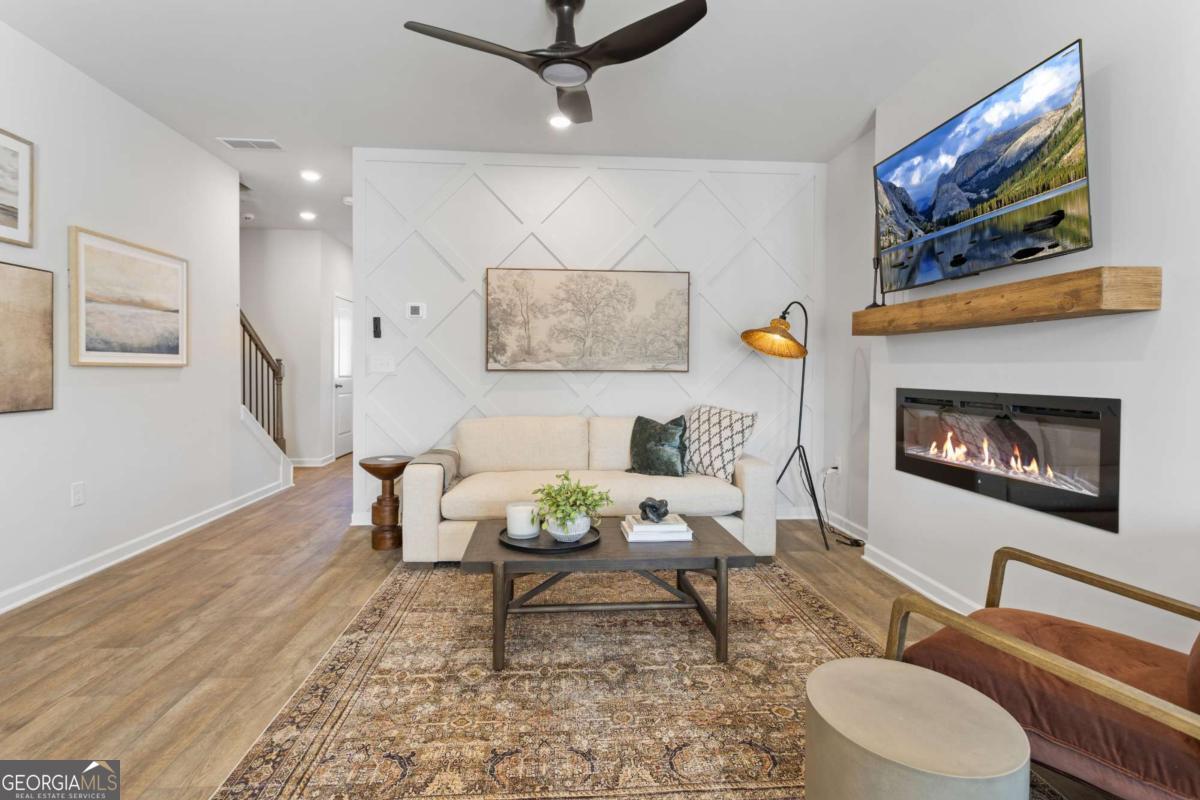 125 Meadowview DR 14