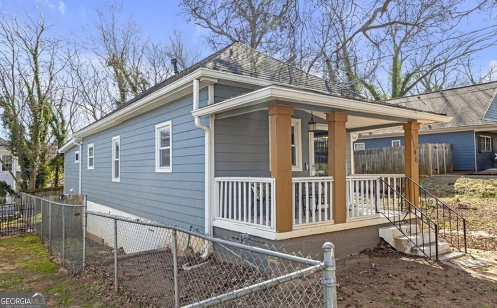 Photo of 1146 Sims Street SW, Atlanta, GA 30310 (MLS # 10670023)