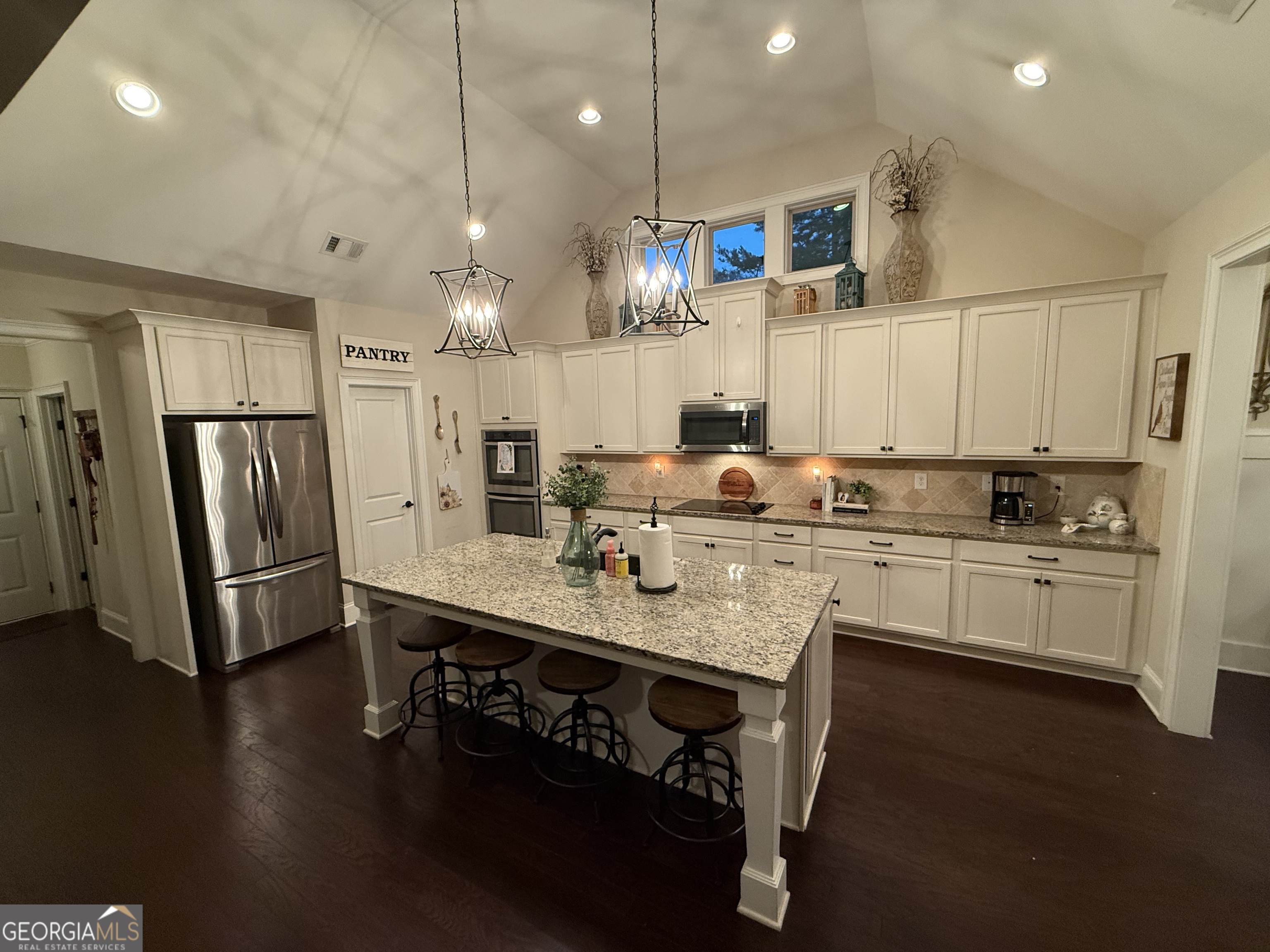 112 Sterling Lake WAY